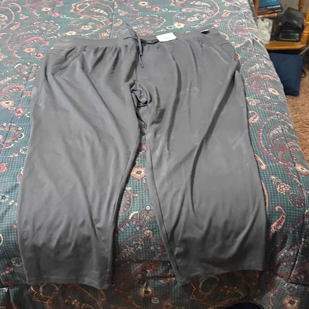 Xersion Men's Charcoal Joggers